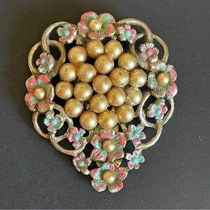 Vintage pot metal color enamel faux pearl fur clip.